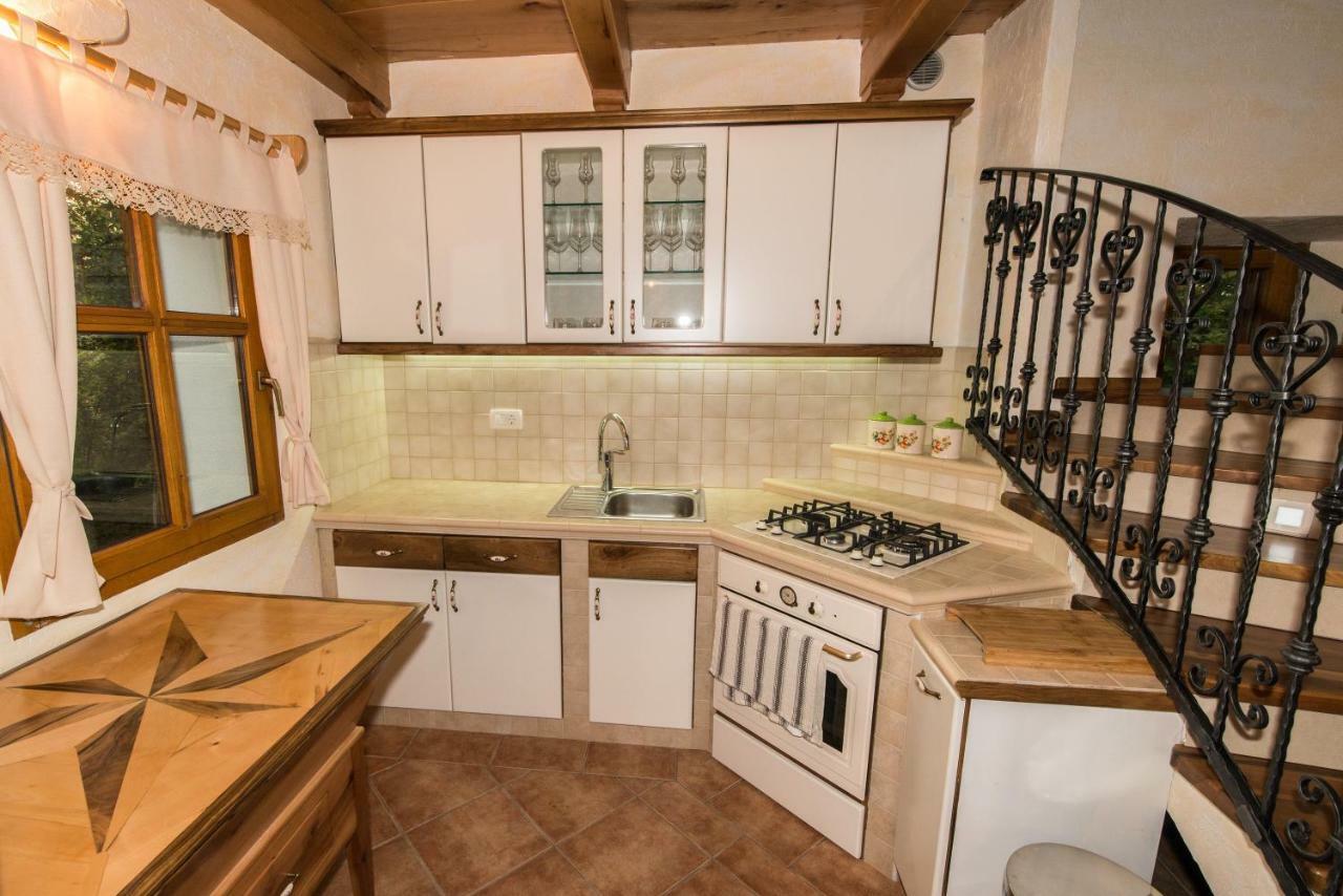 Vineyard Cottage Vina In Medu Trebelno Екстер'єр фото